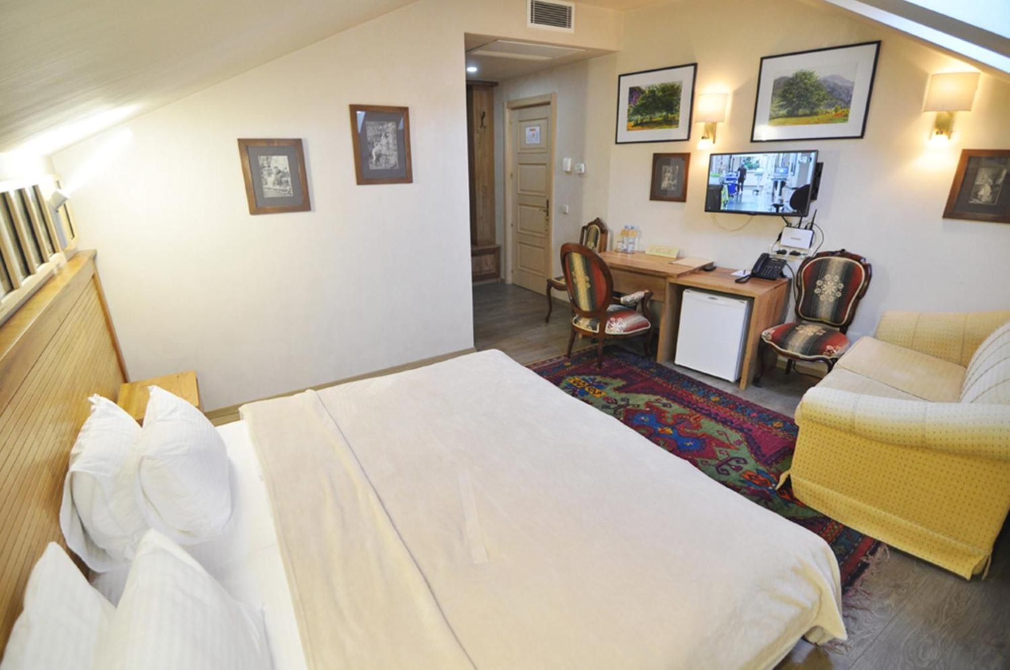 Vinotel Boutique Hotel Tbilisi Quarto foto